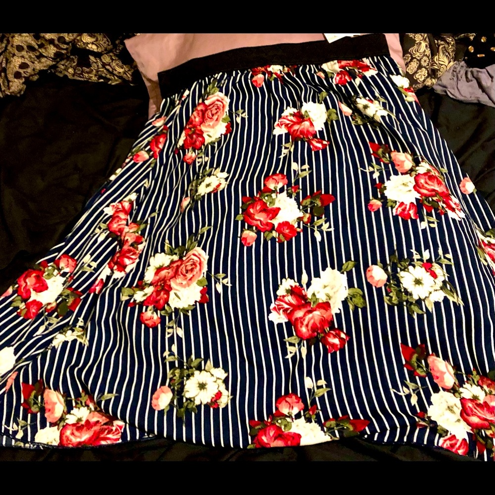 NWTs Lularoe Lola size 2x.